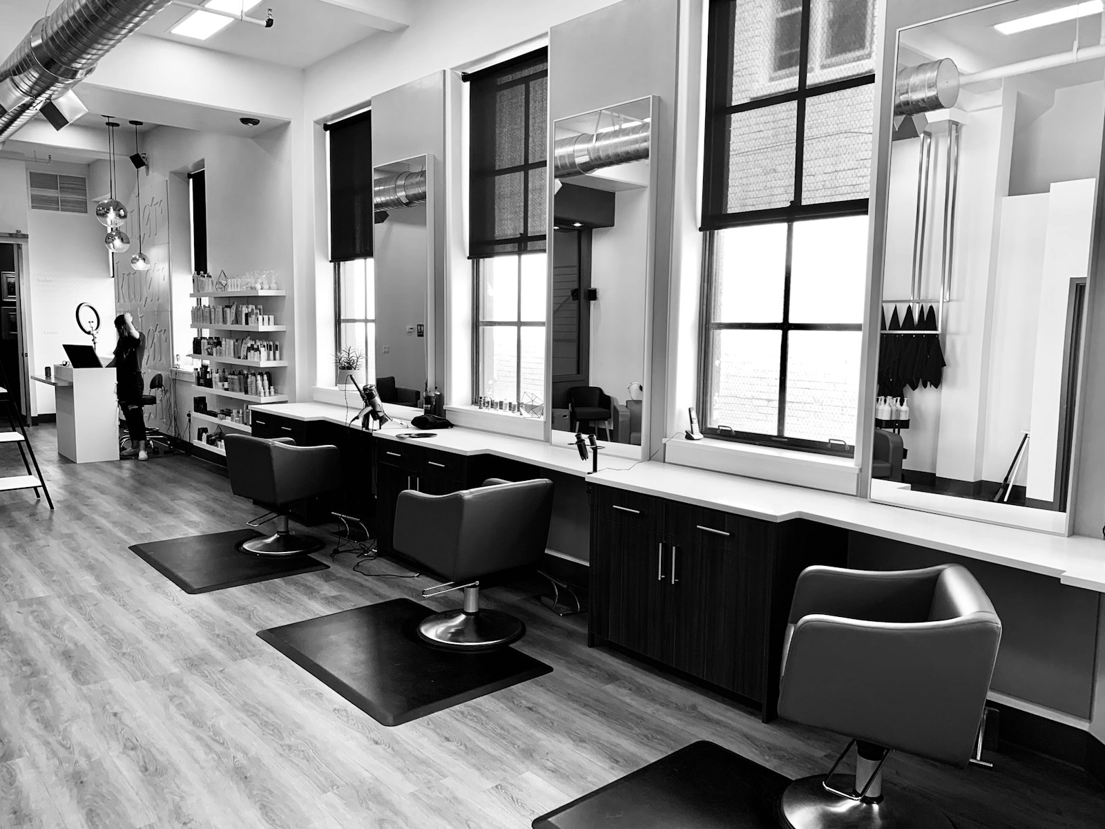 Fern & Flora Salon 4